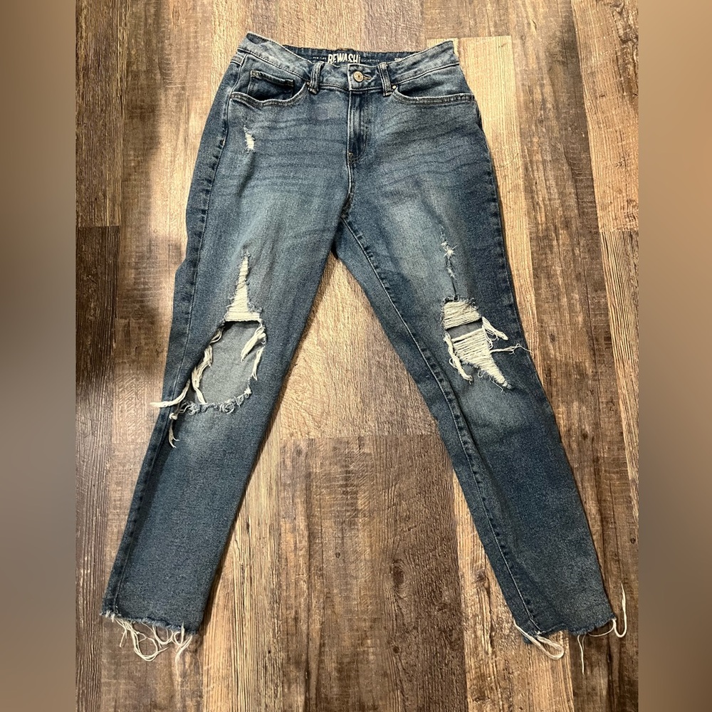 Rewash brand- Super High Rise Mom Jean